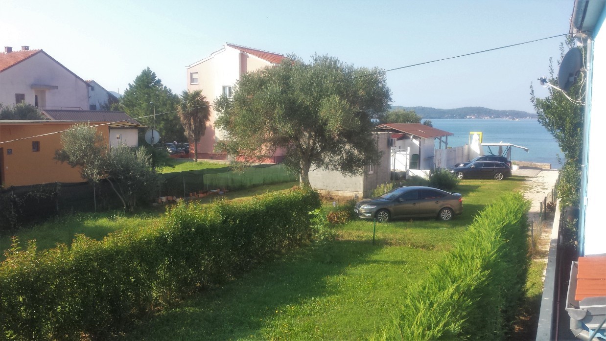 CASA IN VENDITA SULLA SPIAGGIA A ZAGABRIA SUKOSAN
