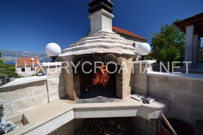 Appartamento con vista sul mare in vendita, Postira, Brac