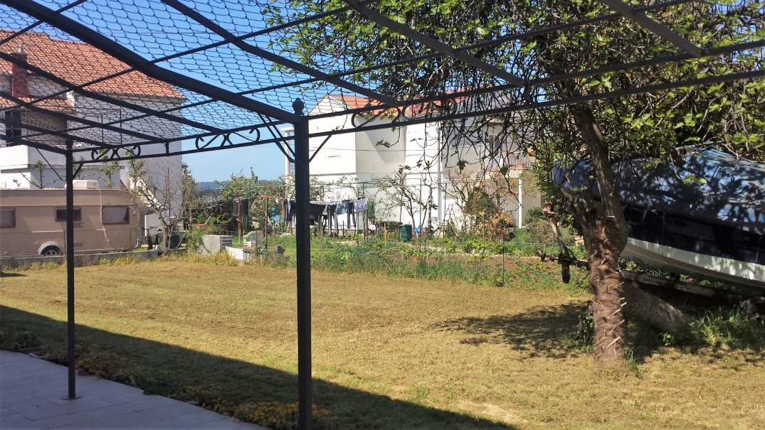 CASA IN VENDITA SULLA SPIAGGIA A ZAGABRIA SUKOSAN