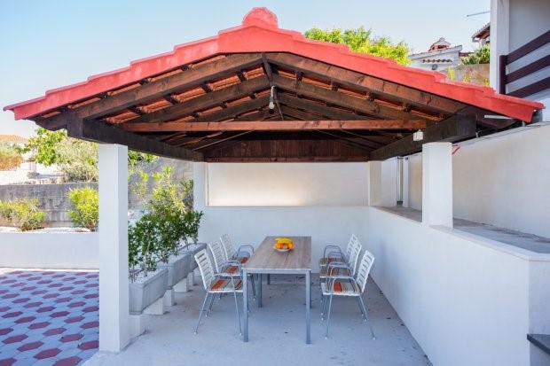 Nuova casa prima fila al mare in vendita, zona Sibenik