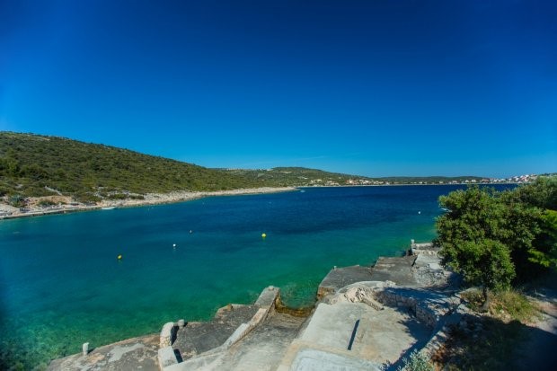Nuova casa prima fila al mare in vendita, zona Sibenik