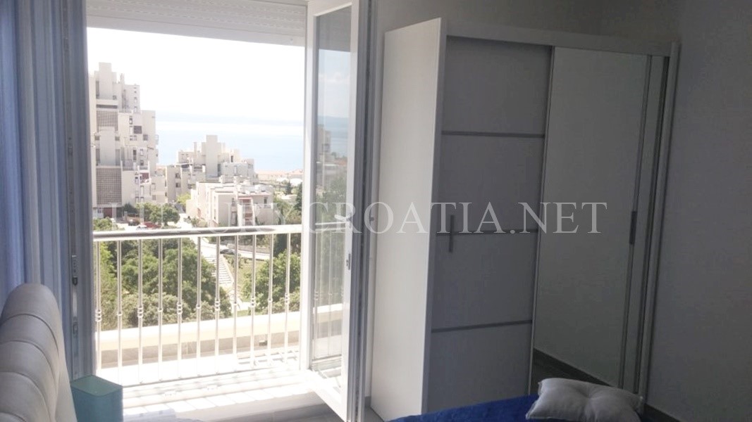 Appartamento ristrutturato con vista mare in vendita, Split