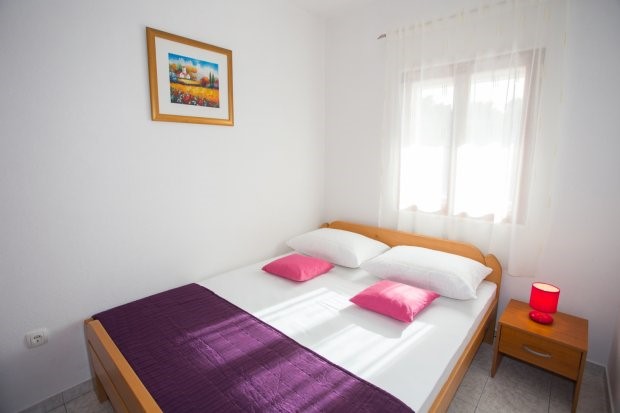 Nuova casa prima fila al mare in vendita, zona Sibenik