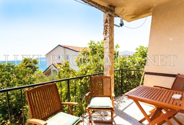 Casa sul mare in vendita, zona di Trogir