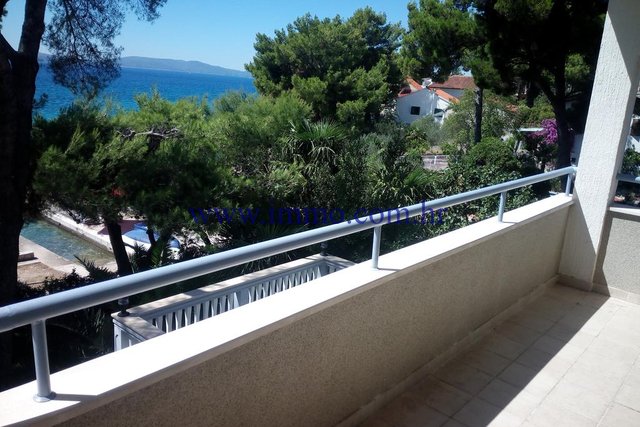 BELLISSIMA VILLA A FRONTE MARE CON SPLENDIDA VISTA MARE!